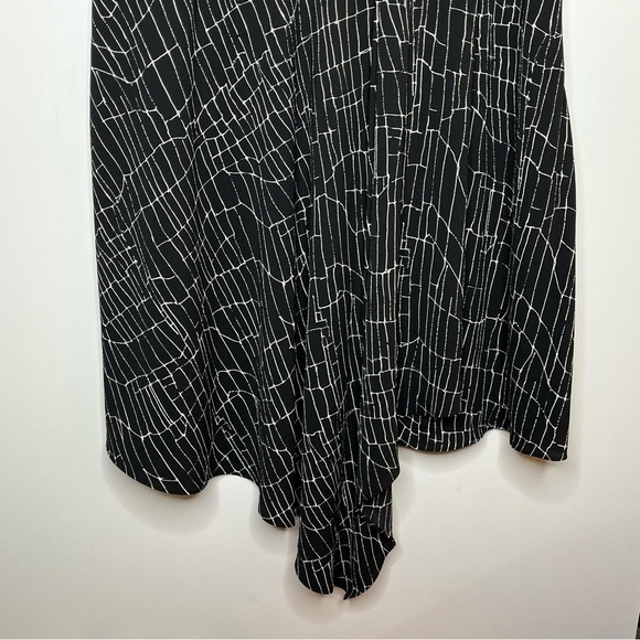 H by Halston Asymmetrical Faux Wrap Dress Abstract Print Short Sleeve - Picture 4 of 10